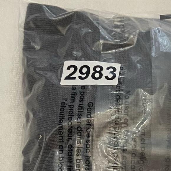 Valentino Maglia Gray Wool V-neck Sweater *flaw* Size Large 2983 - Picture 16 of 16